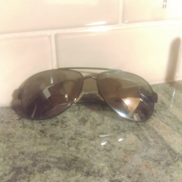 Prada Aviators - Picture 2 of 4
